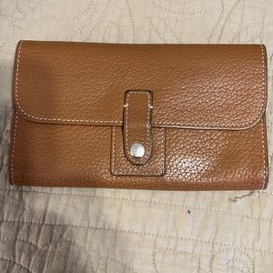 Dooney & Bourke leather wallet